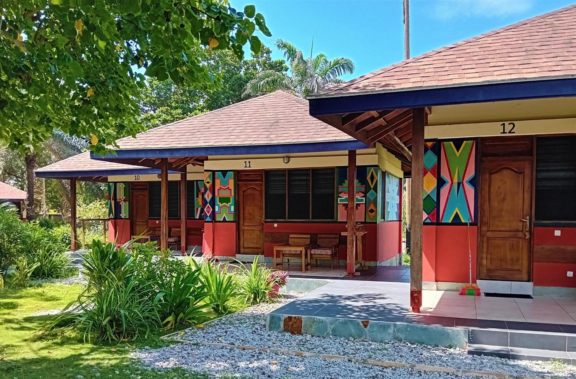 Ko-Sa Beach Resort Ltd Ampeni Екстериор снимка
