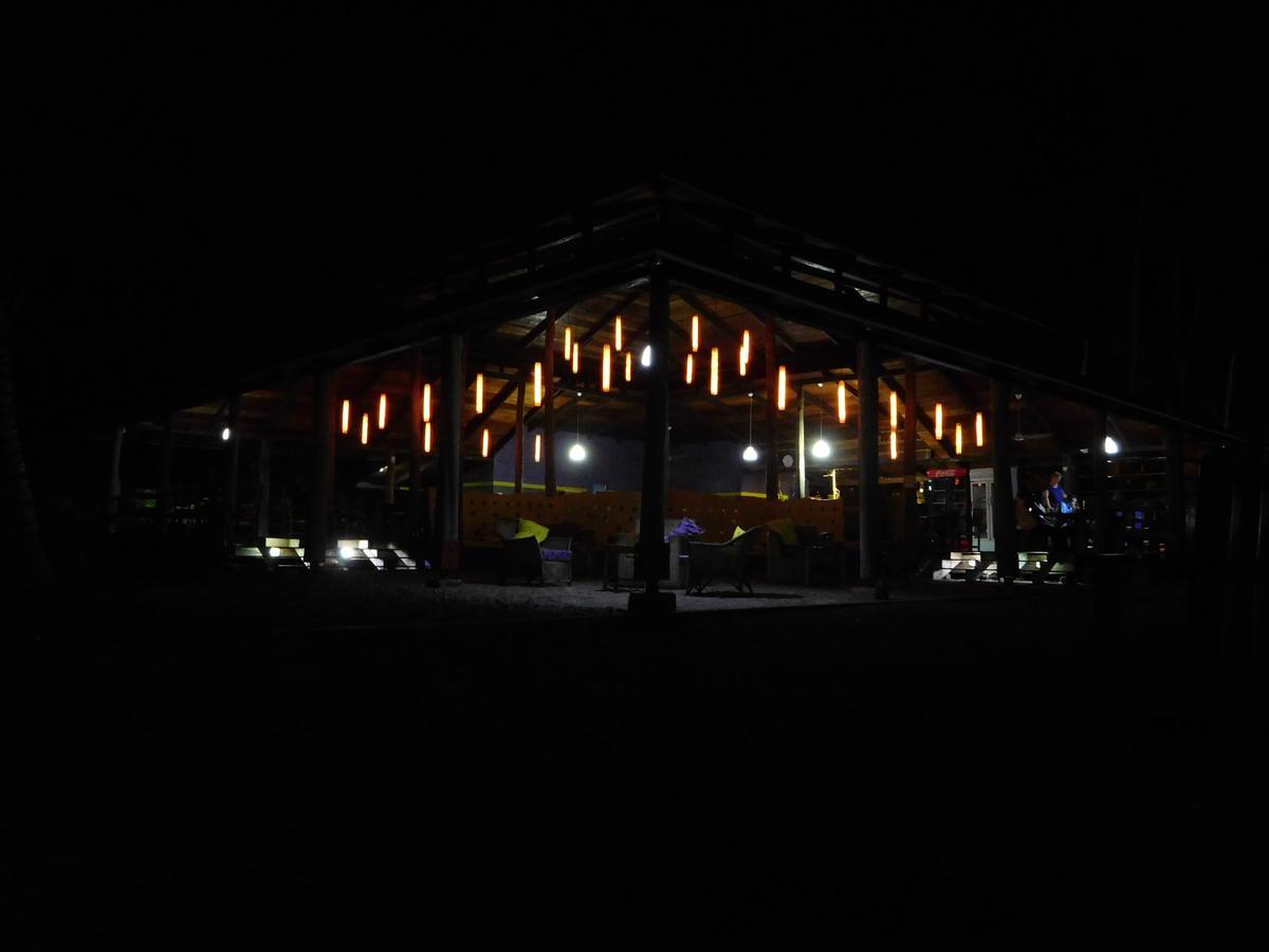 Ko-Sa Beach Resort Ltd Ampeni Екстериор снимка