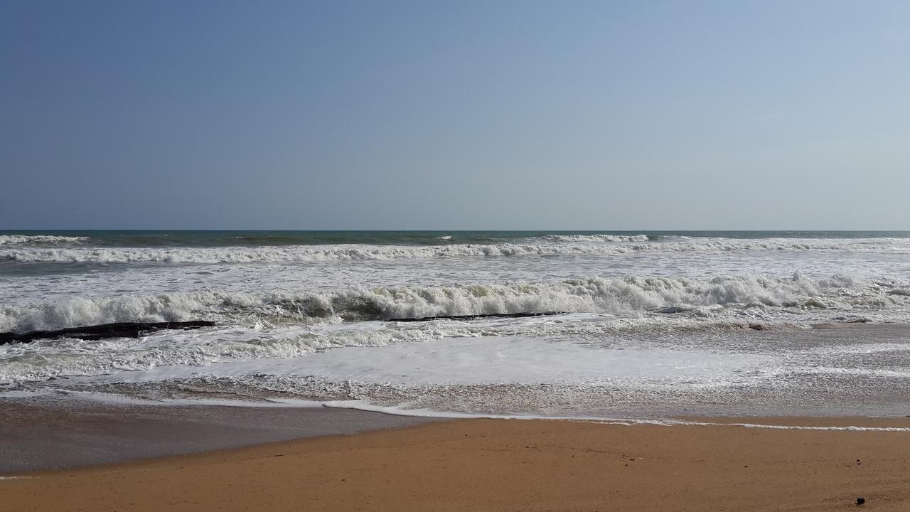 Ko-Sa Beach Resort Ltd Ampeni Екстериор снимка
